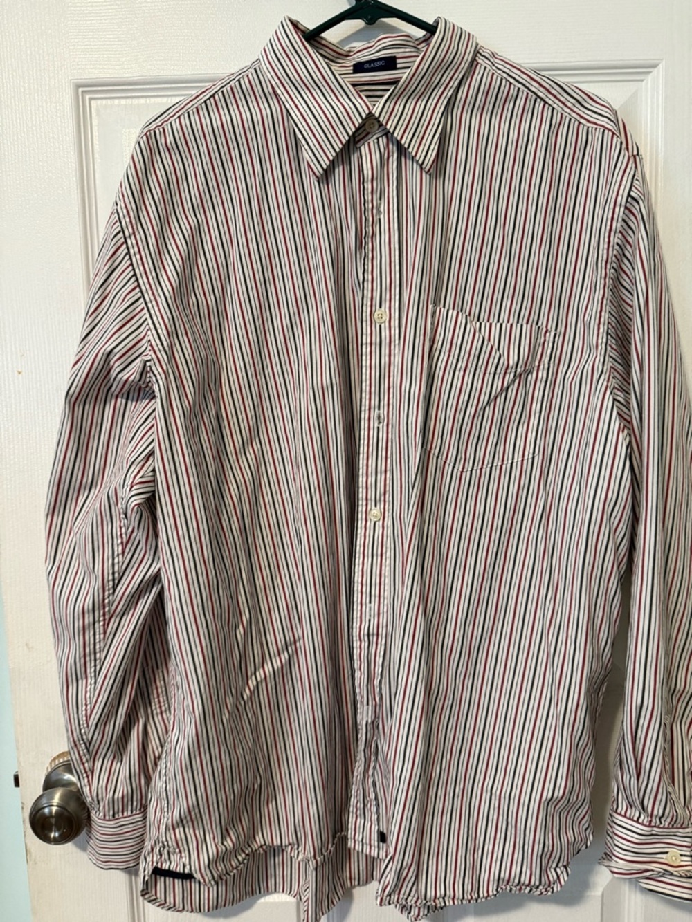 GAP Men's White Button-Up Shirt with Red and Blue Stripes